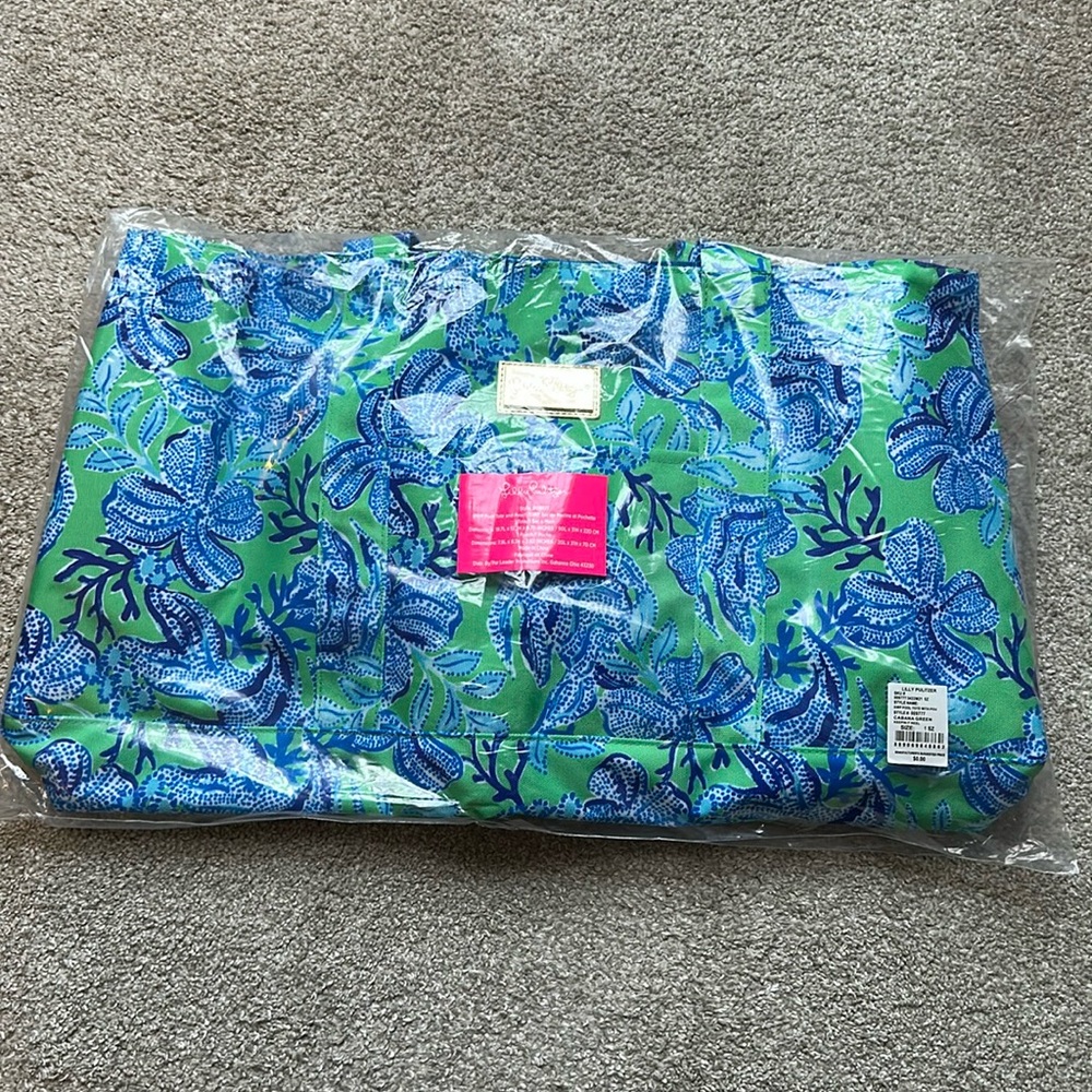 Lilly Pulitzer Pool Tote and Pouch